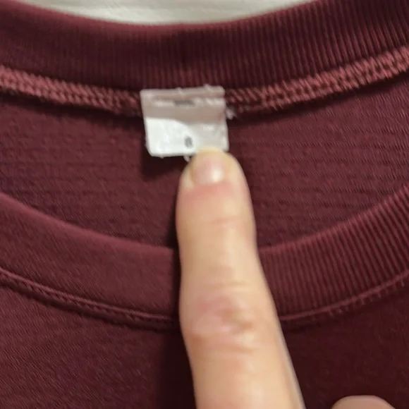 Lululemon Swiftly Relaxed LS in garnet - Picture 4 of 4